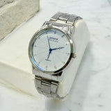 Men's Water Resistant Golden Chain Strap Quartz Watch - 1 Pc