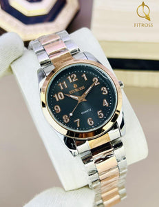 Men's Water Resistant Golden Chain Strap Quartz Watch
